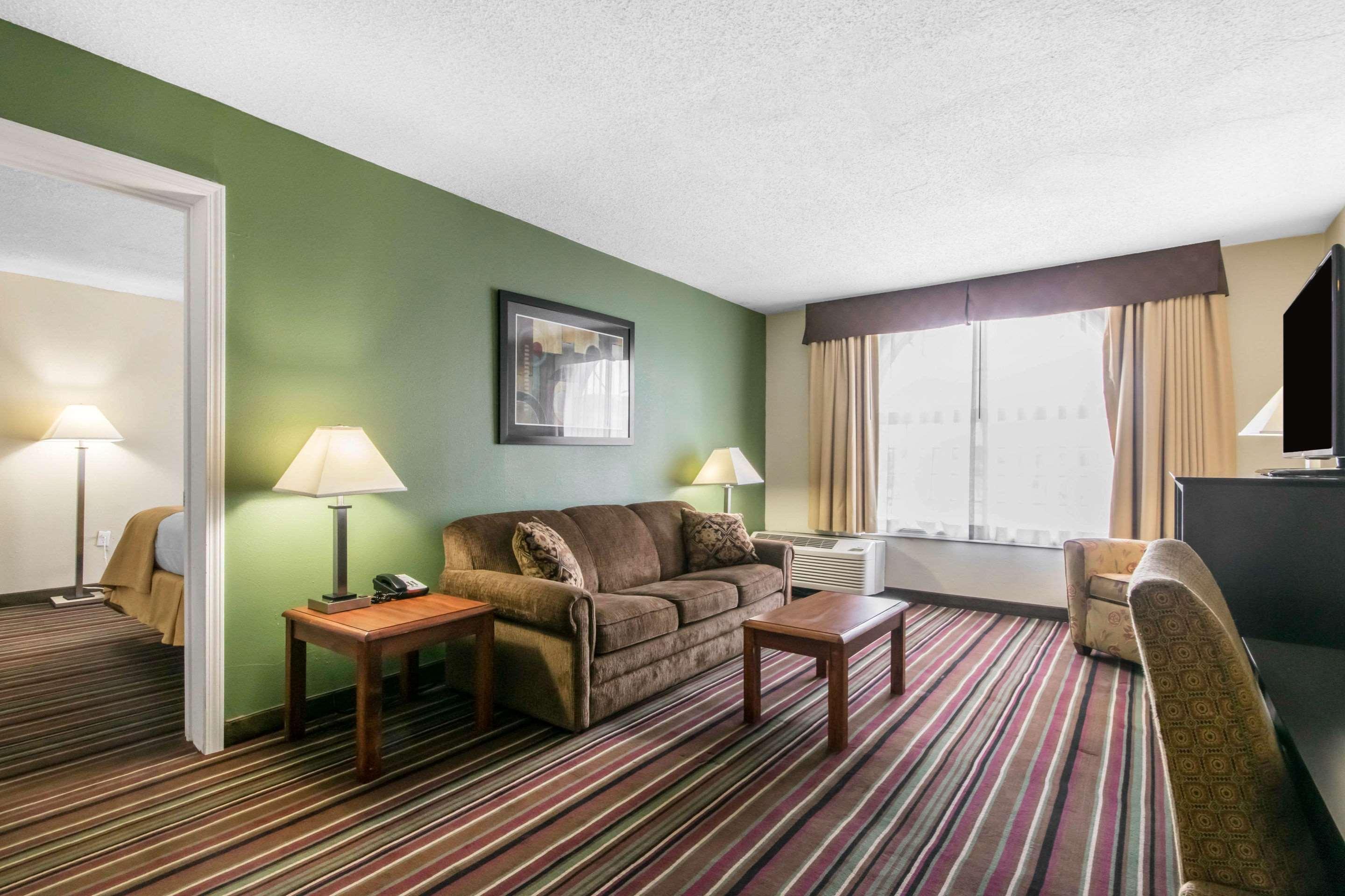 Quality Inn & Suites Horse Cave Εξωτερικό φωτογραφία