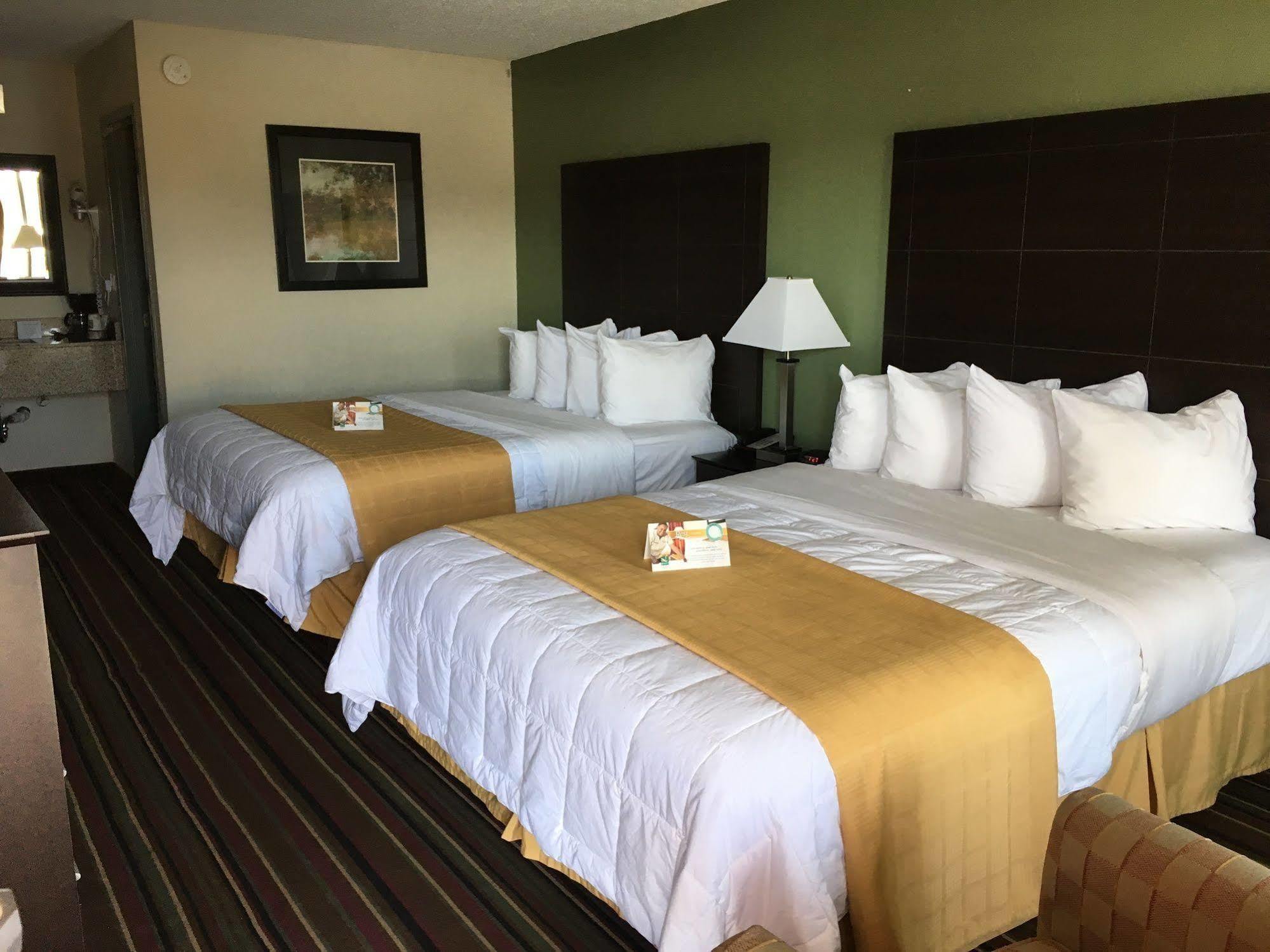 Quality Inn & Suites Horse Cave Εξωτερικό φωτογραφία